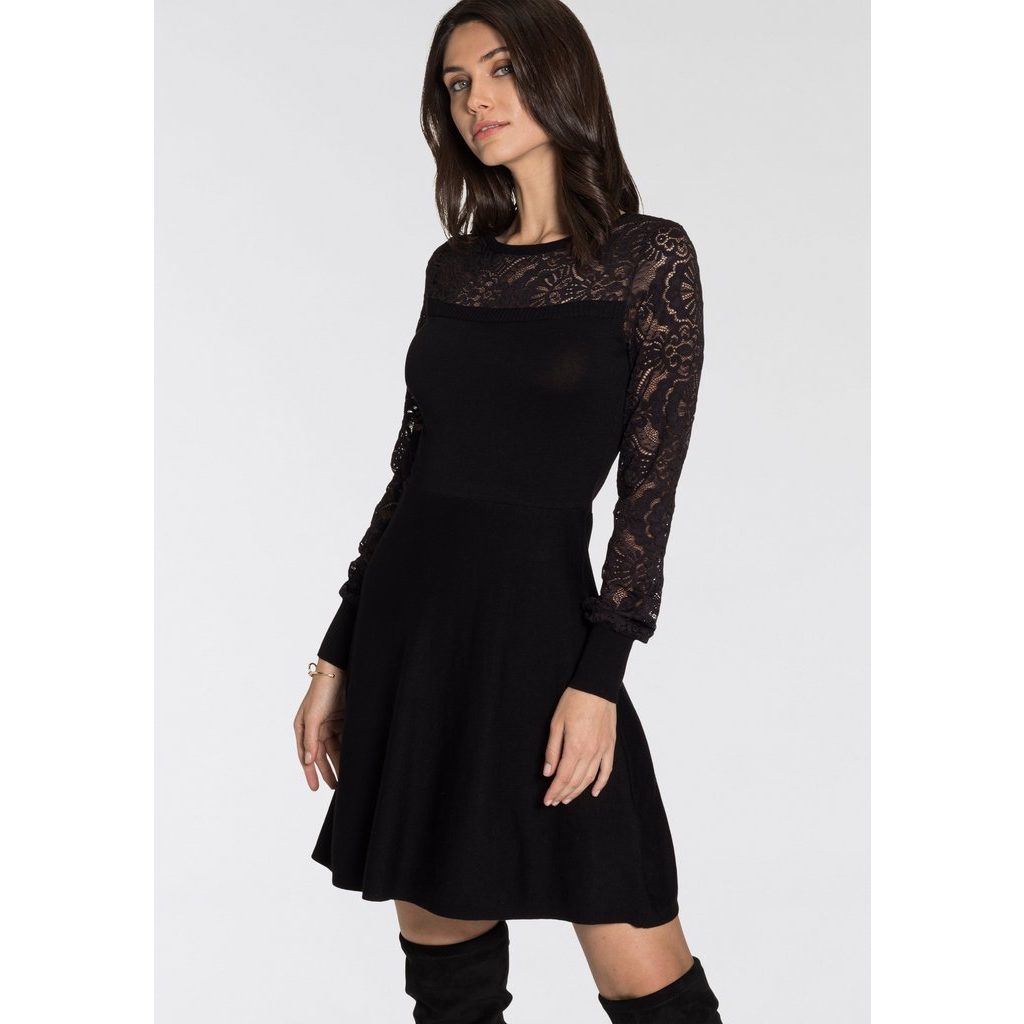 melrose-strickkleid-fuer-besondere-anlaesse-3.jpg